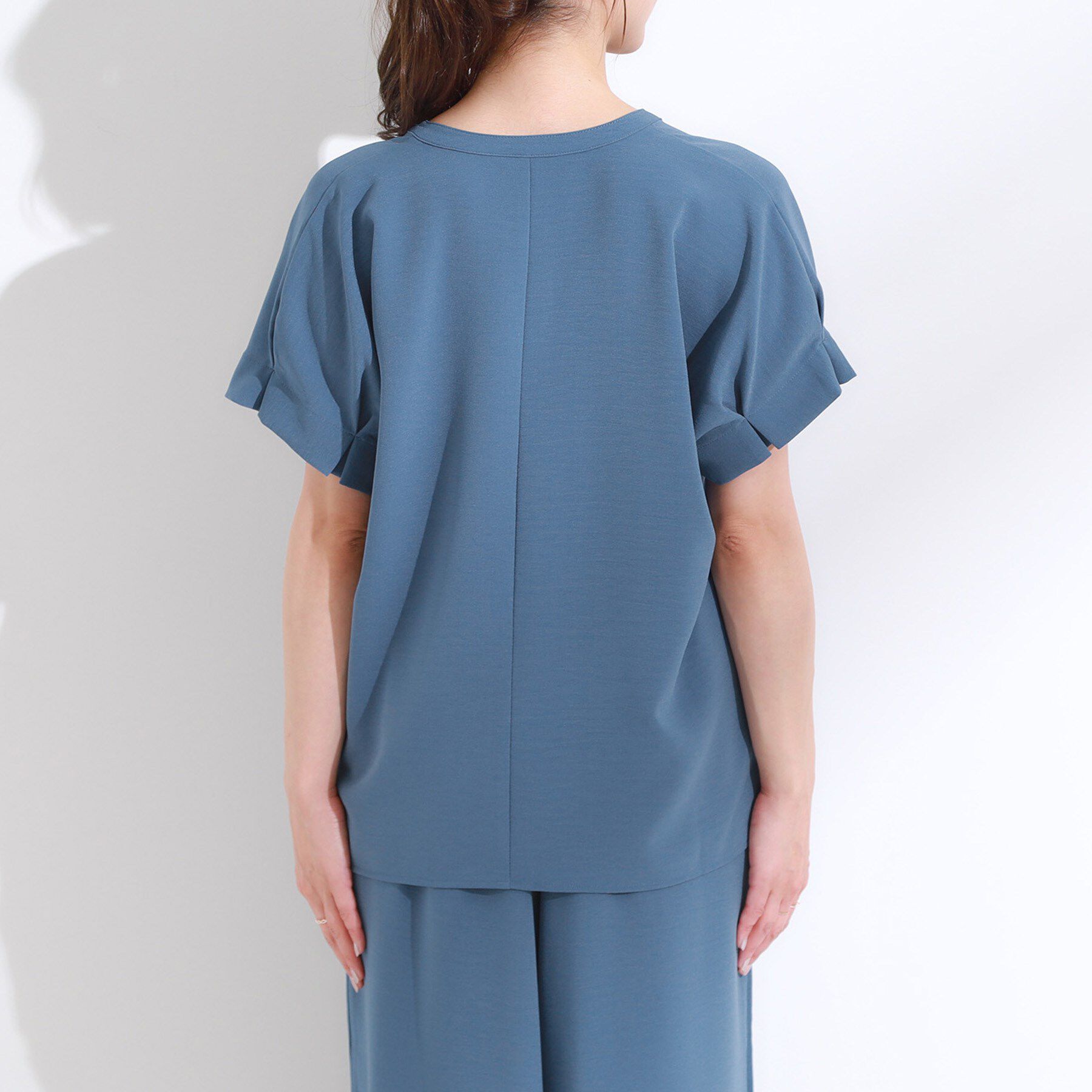 SHOO･LA･RUE「【S-LL/セットアップ可/ひんやり】きちんと見えで上品 お袖タック スキッパーブラウス」|シャツ・ブラウス|