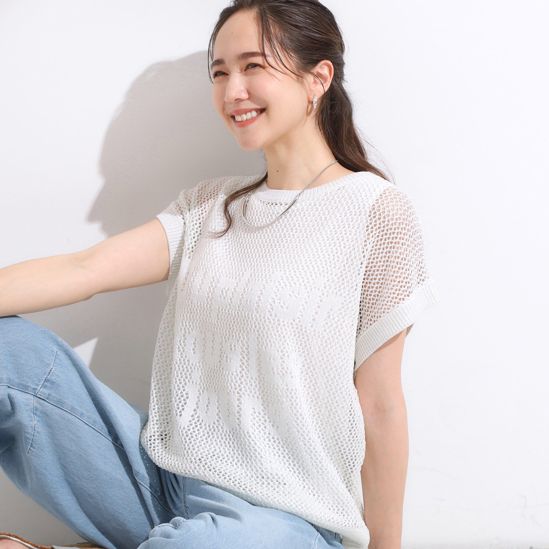 SHOO･LA･RUE「【2点セット/S-LL】キラリと光るラメがポイント メッシュロゴニット+タンクトップ」|その他|ホワイト(001)