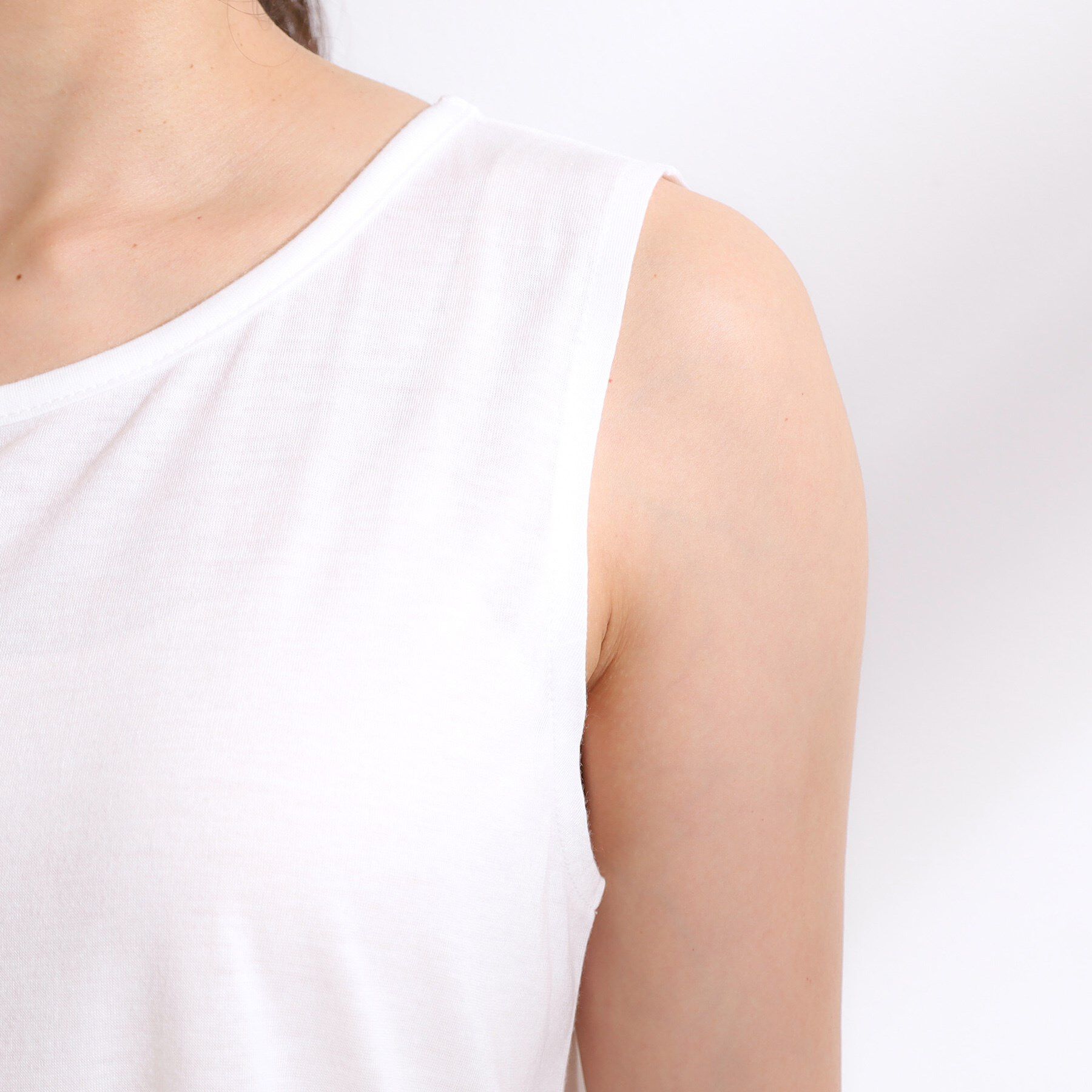 SHOO･LA･RUE「【2点セット/S-LL】キラリと光るラメがポイント メッシュロゴニット+タンクトップ」|その他|