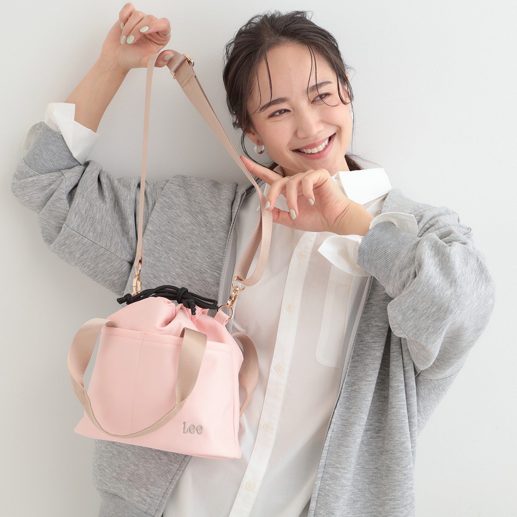SHOO･LA･RUE「【Lee別注／撥水】巾着ショルダーバッグ」|ショルダー・メッセンジャー|ライトピンク(870