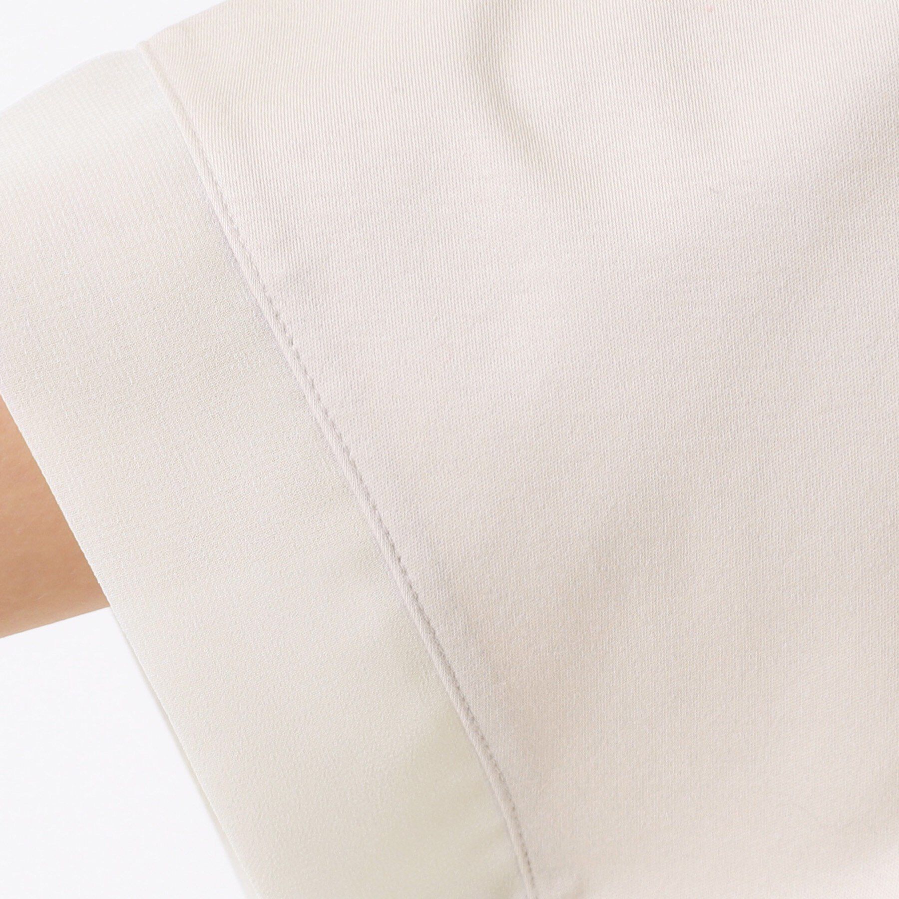 Dessin「【接触冷感・洗える】美光沢カットソーゆったりシルエット」|Tシャツ・カットソー|