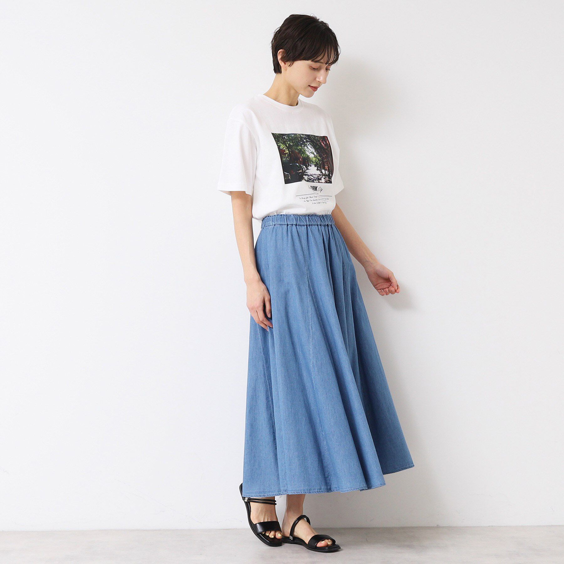 Dessin「【ウエストゴム・洗える】綿麻デニムフレアースカート」|スカート|