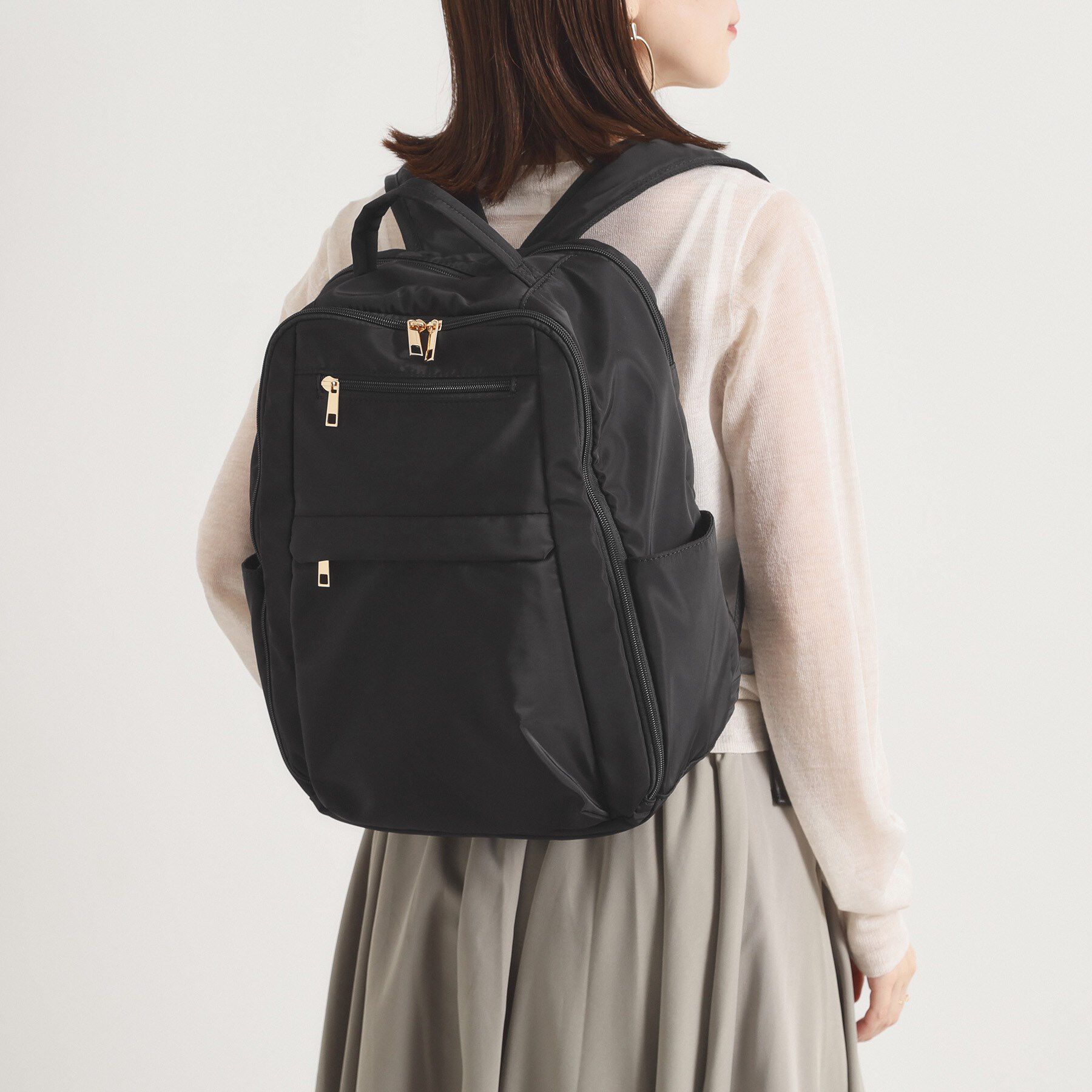 ITS&rsquo;DEMO「ガバッとリュック【12ポケット／A4対応】」|リュック|ブラック(019)