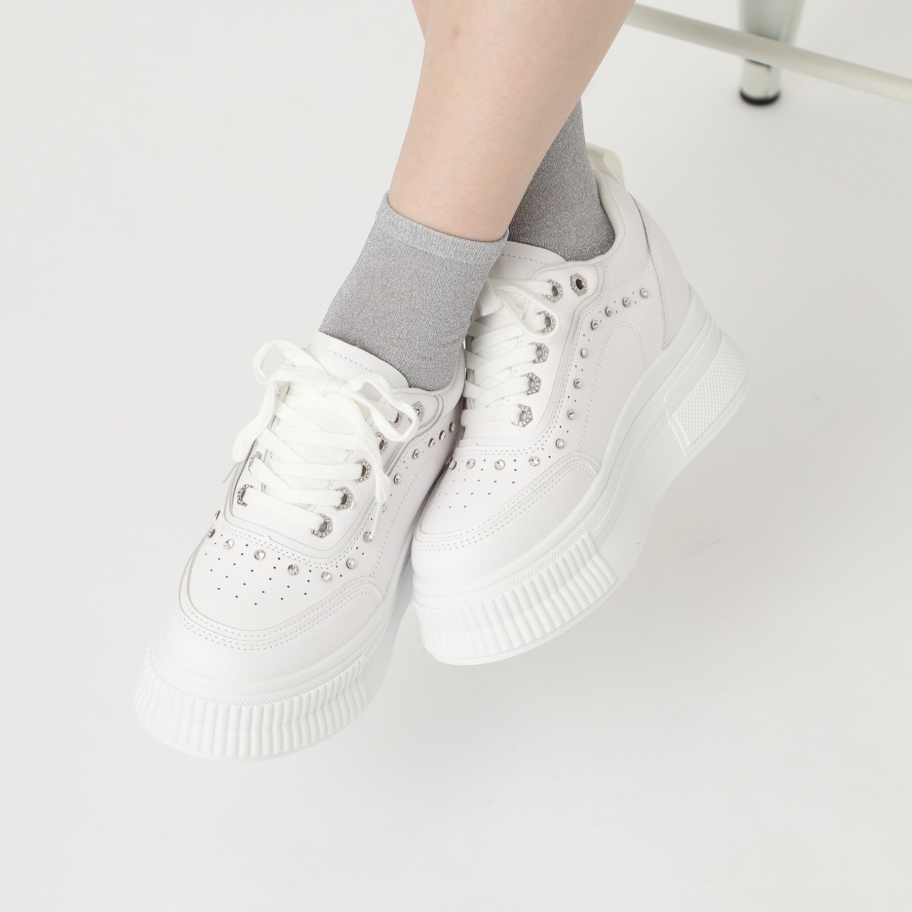 csT&P「軽量厚底インヒールラインストーン付スニーカー」|スニーカー|