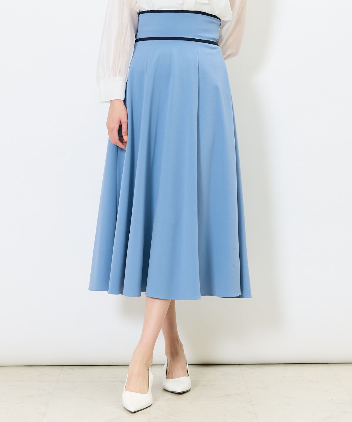 アンドクチュール「パイピングバックレースアップスカート」|フレア|ブルー