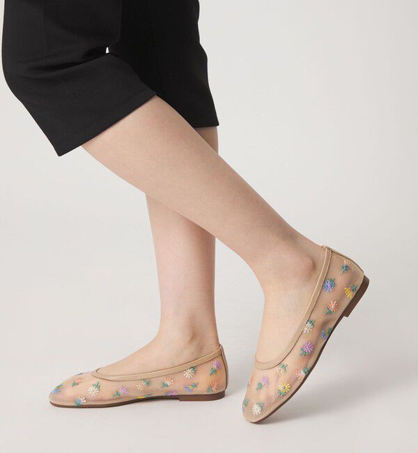 ODETTE E ODILE「フラワーチュール フラット10&uarr;」|パンプス|