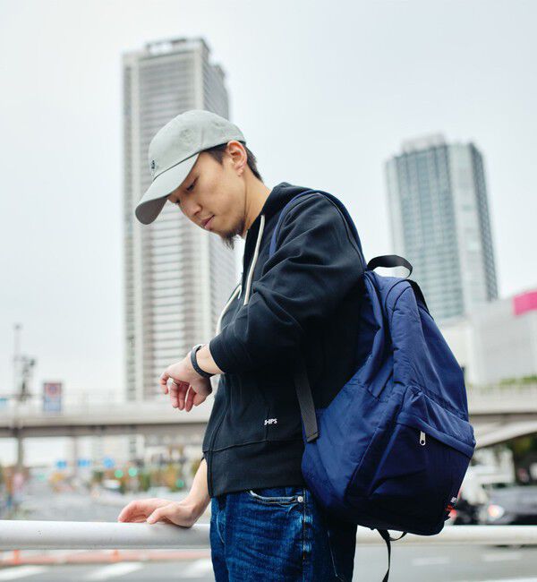 SHIPS「【WEB限定】SHIPS: マイクロ SHIPS 刺繍 ロゴ 裏毛 スウェット ジップ パーカー」|パーカー|