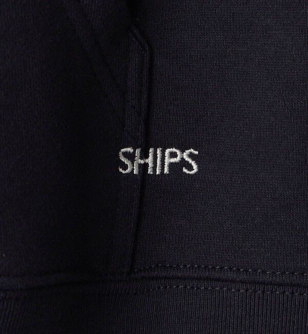 SHIPS「【WEB限定】SHIPS: マイクロ SHIPS 刺繍 ロゴ 裏毛 スウェット ジップ パーカー」|パーカー|