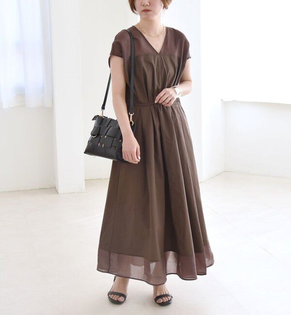 quaranciel「quaranciel :〈洗濯機可能〉シアー ドッキング Vネック フレンチスリーブ ワンピース」|ワンピース|