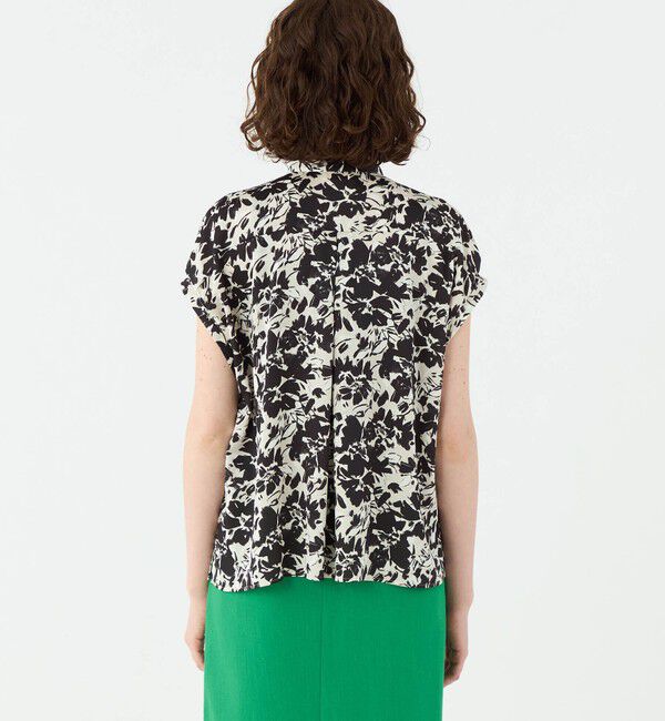 Ballsey「モノクロームフラワープリント ピンタックフレンチスリーブブラウス」|シャツ・ブラウス|