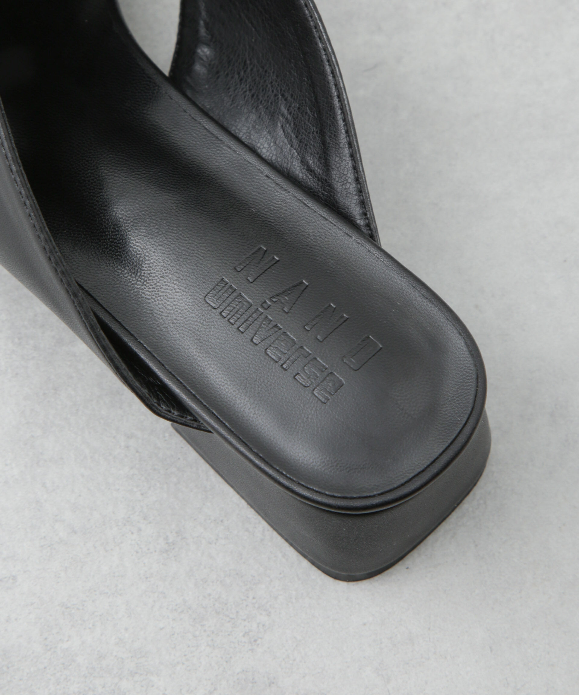 nano･universe「太ヒールクロスデザインサンダル」|サンダル|