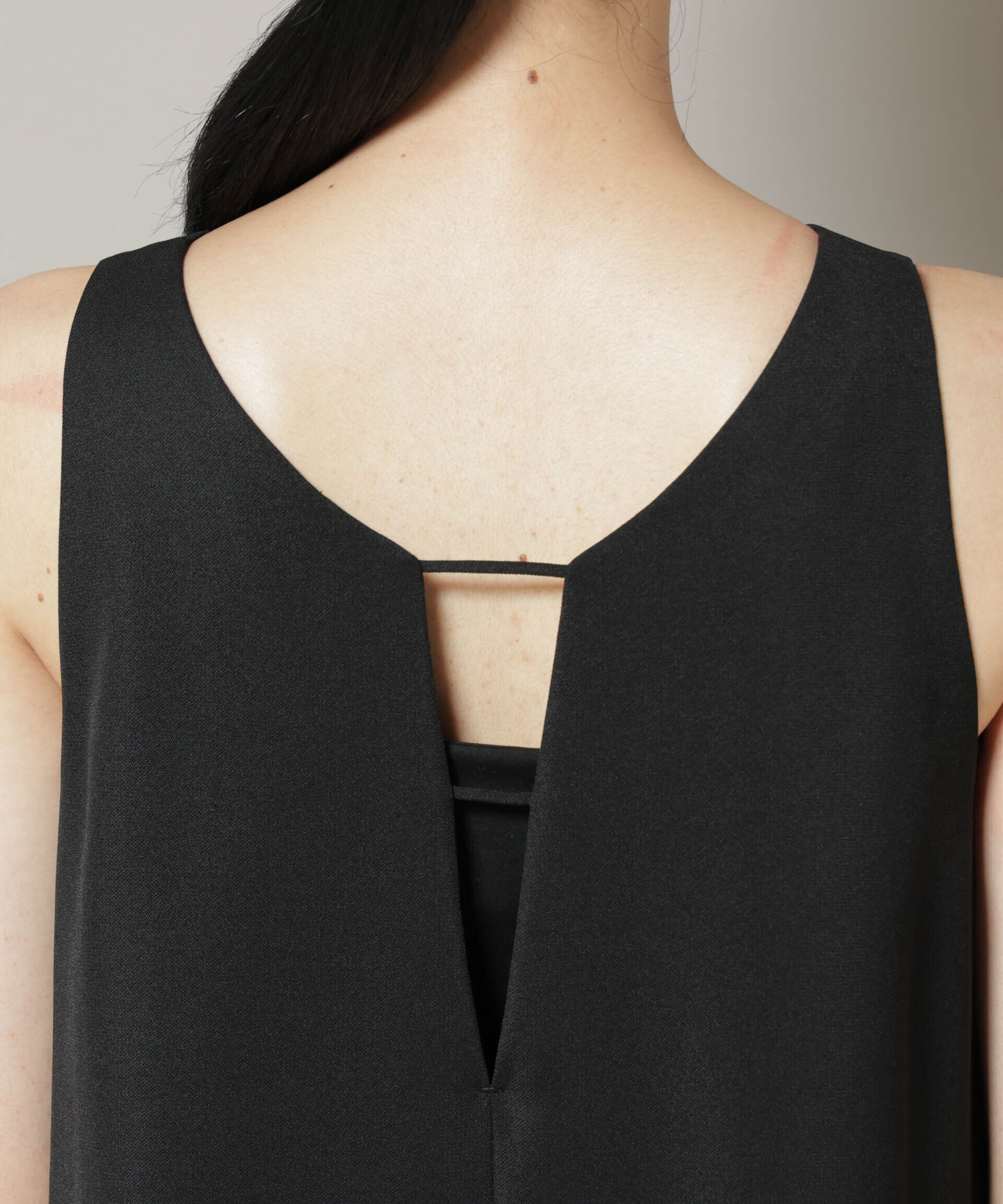 nano･universe「ダブルクロスノースリーブブラウス&times;パンツセットアップ」|ワンピース|