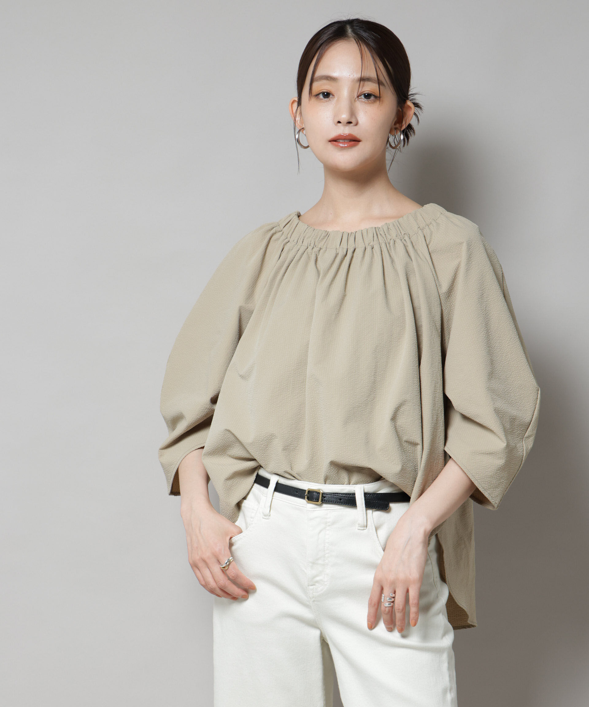 nano･universe「ボリュームギャザータックスリーブブラウス」|シャツ・ブラウス|