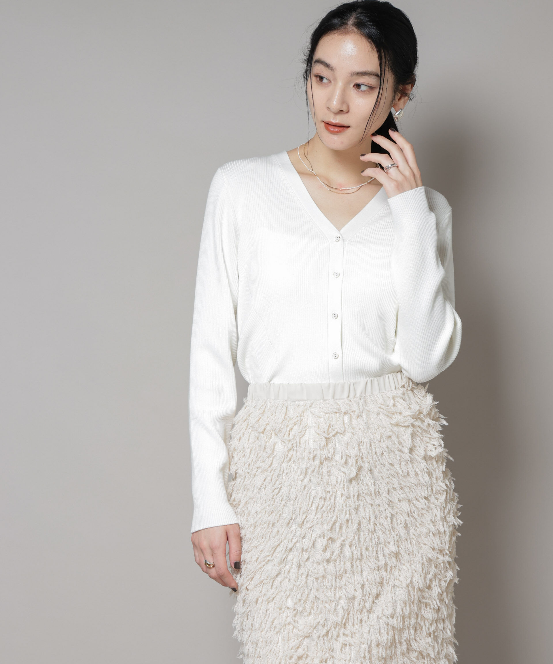 nano･universe「CICA&UVカット加工Vネックリブカーディガン」|ニット・セーター|オフホワイト1