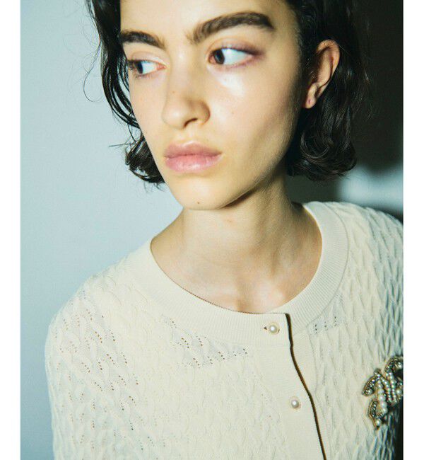 GRACE CONTINENTAL「ブローチクルーニットカーディガン」|カーディガン|