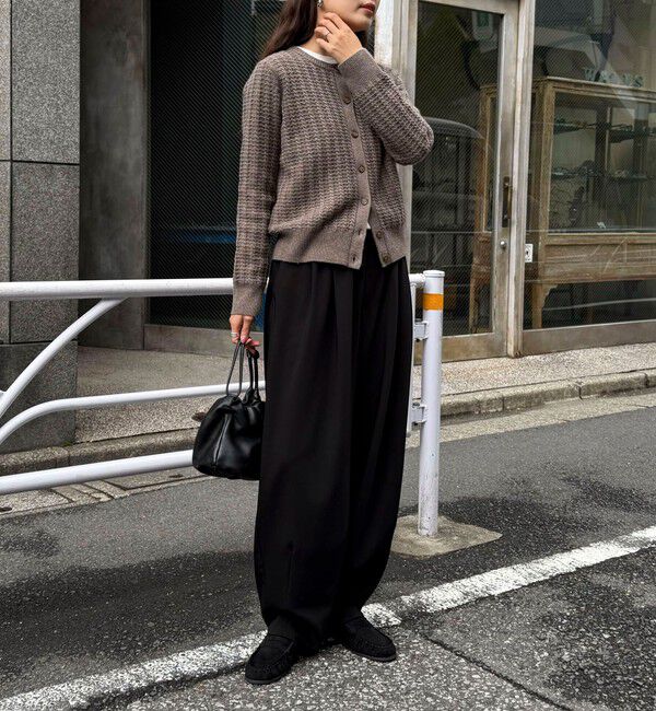 fredy emue「コクーンギャザーパンツ」|チノ|