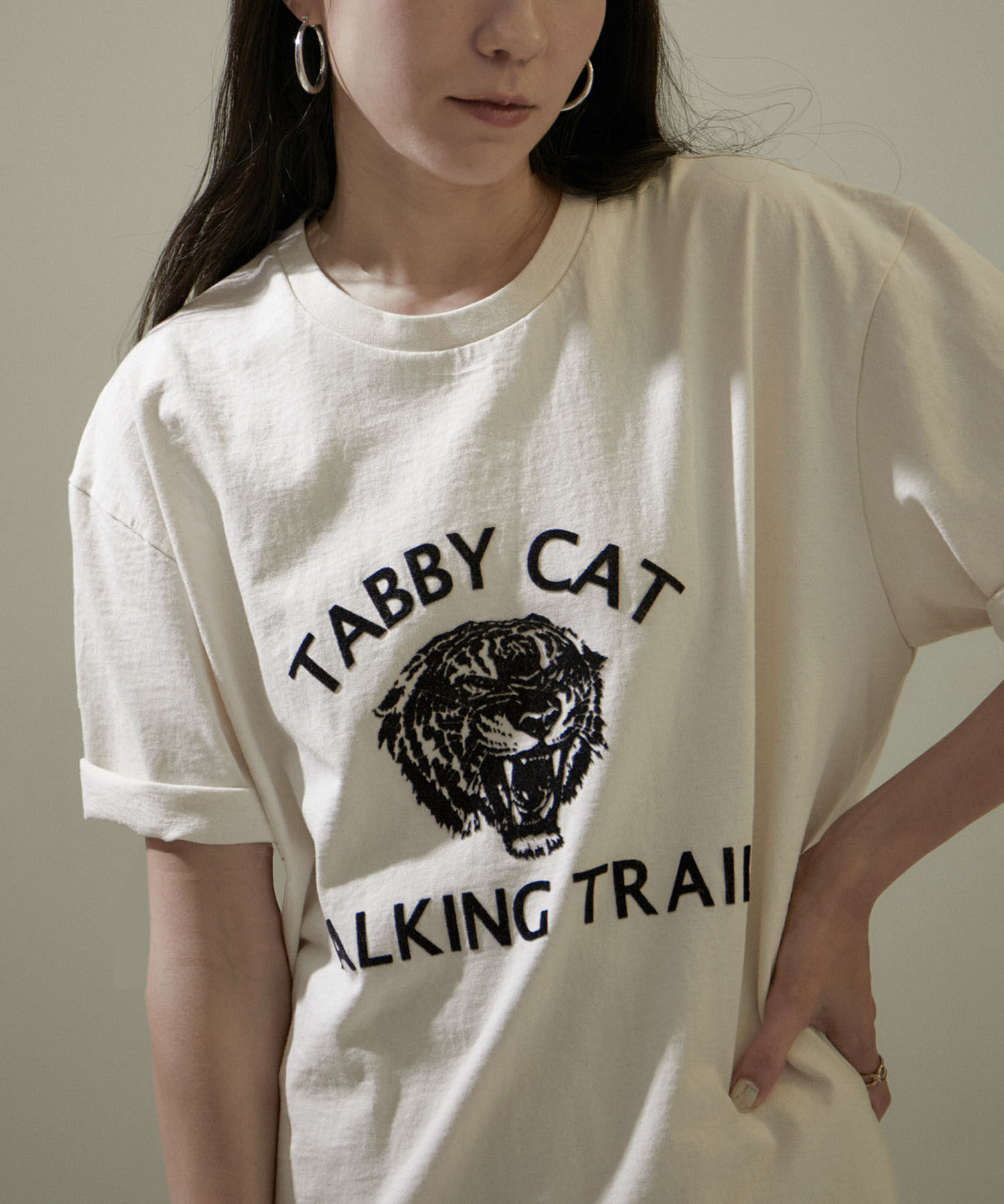 SALON adam et rope'「【MIXTA（ミクスタ）】TABBY CAT TEE」|Tシャツ・カットソー|