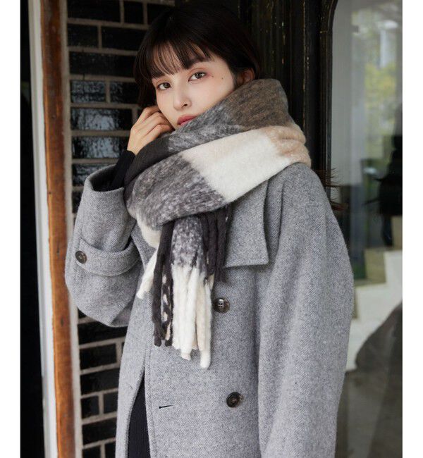 VIS「ふわふわフリンジチェックマフラー/静電気防止」|マフラー|チャコール(06)