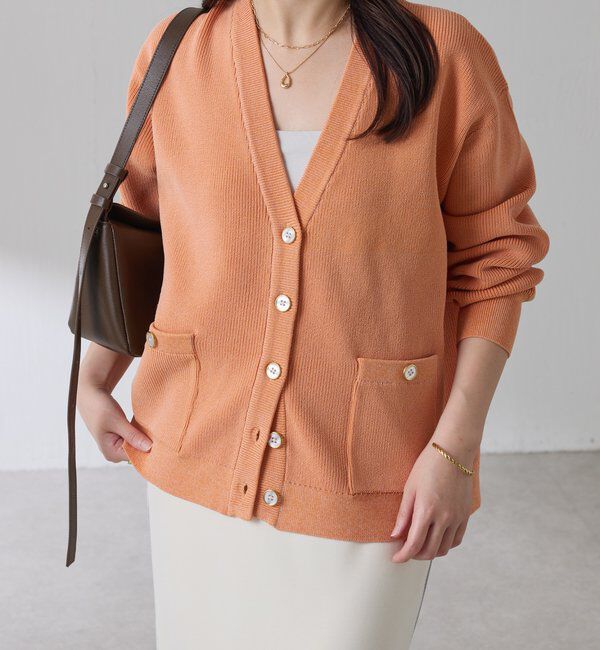  「ツヤボタンカーディガン」|ニット・セーター|