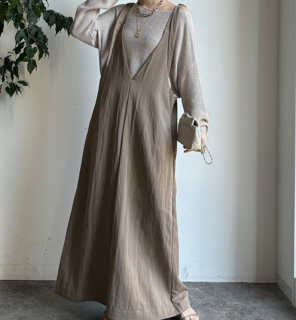  「【新色追加/前後2WAYで着られる】深Vワンピース」|ワンピース|ベージュ