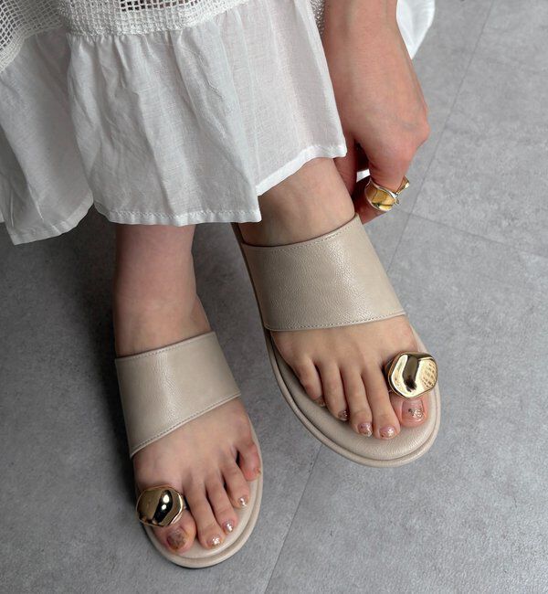  「GOLDモチーフトングサンダル」|その他|