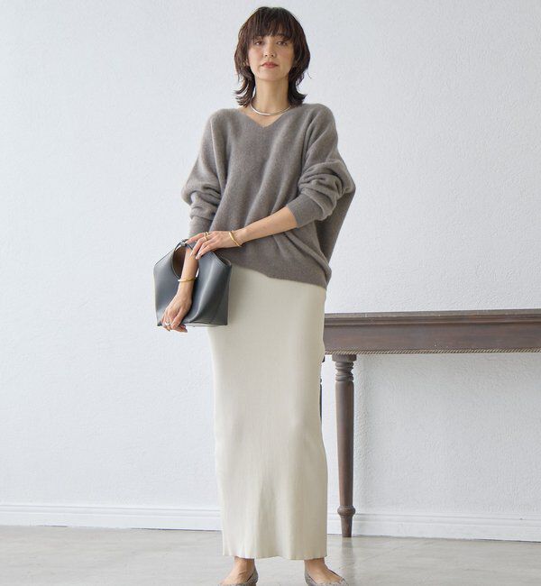  「【抜け感シルエット】ヘアリーウール片畦Vネックニット」|ニット・セーター|