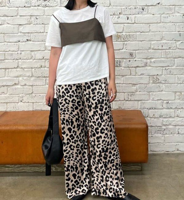  「ワイドドロストサテンパンツ」|チノ|