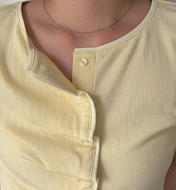  「【一癖可愛い】フロントタックフリルT」|Tシャツ・カットソー|