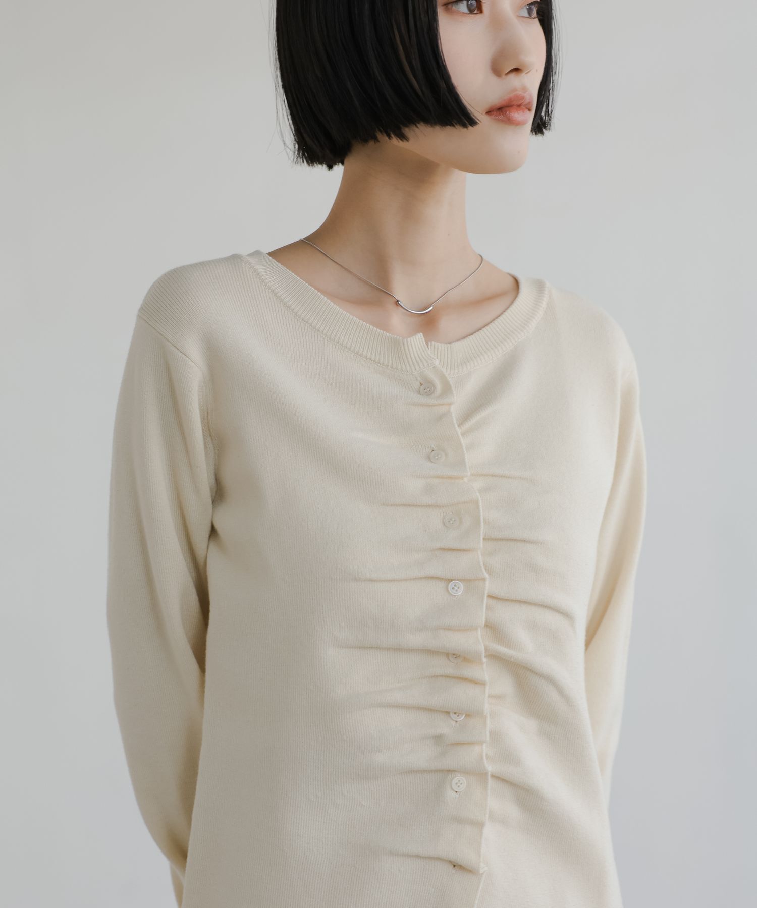 LOWRYS FARM「ギャザーボタンカーディガンＬＳ」|ニット・セーター|