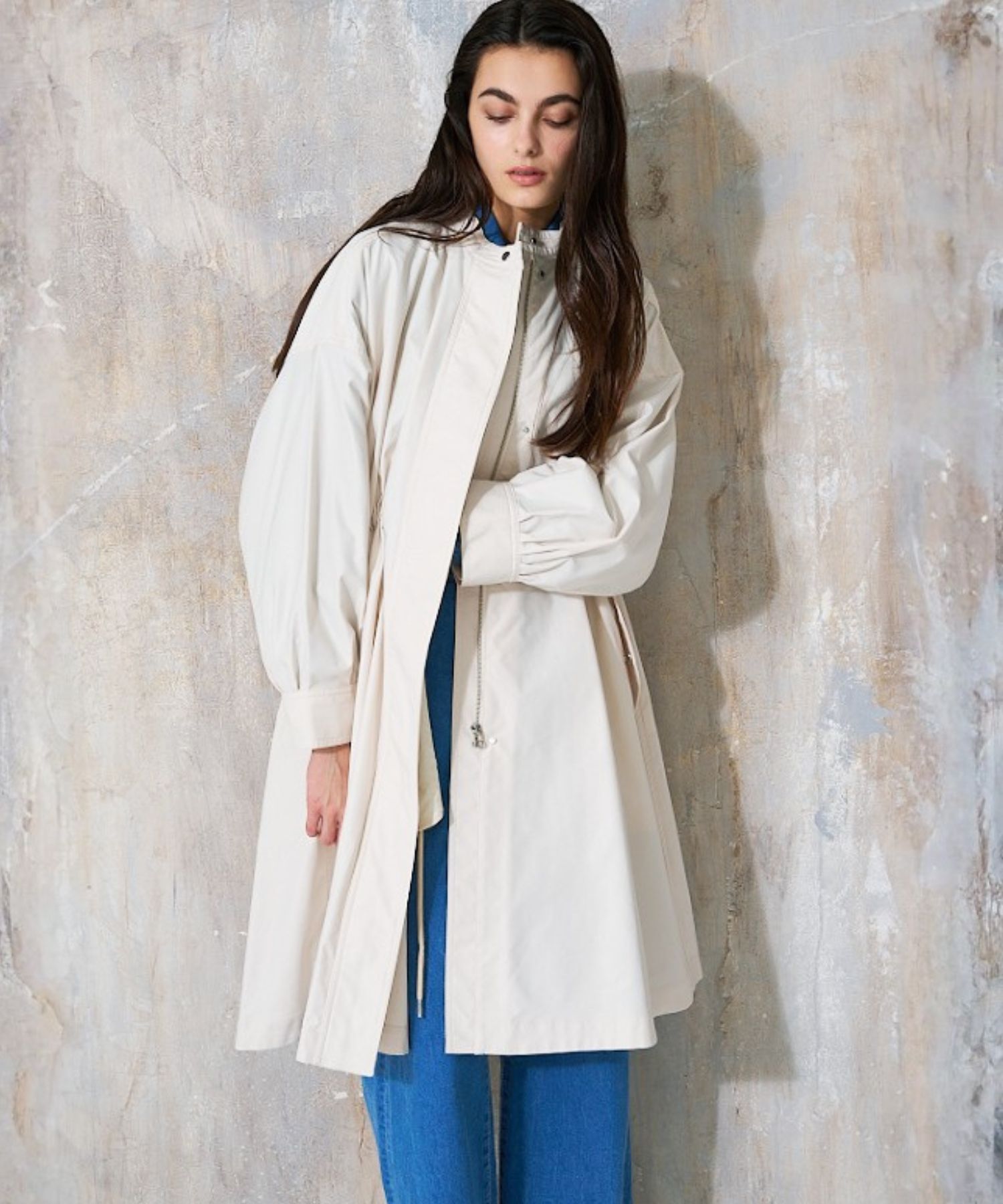 qualite「エアリーライトツイルコート」|ノーカラーコート|