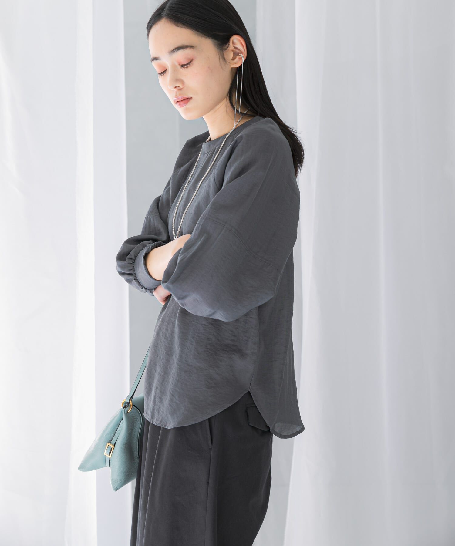 URBAN RESEARCH ROSSO「2WAYギャザースリーブブラウス」|シャツ・ブラウス|