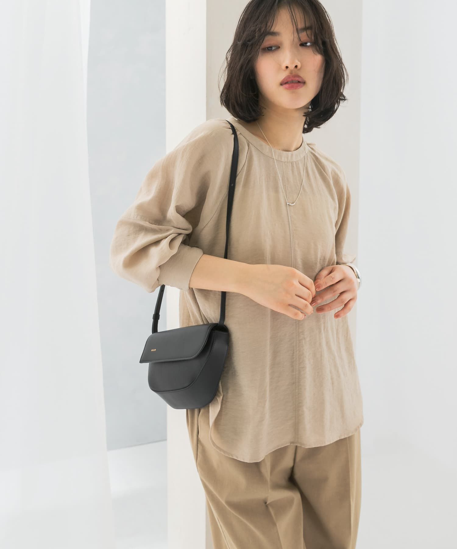 URBAN RESEARCH ROSSO「2WAYギャザースリーブブラウス」|シャツ・ブラウス|