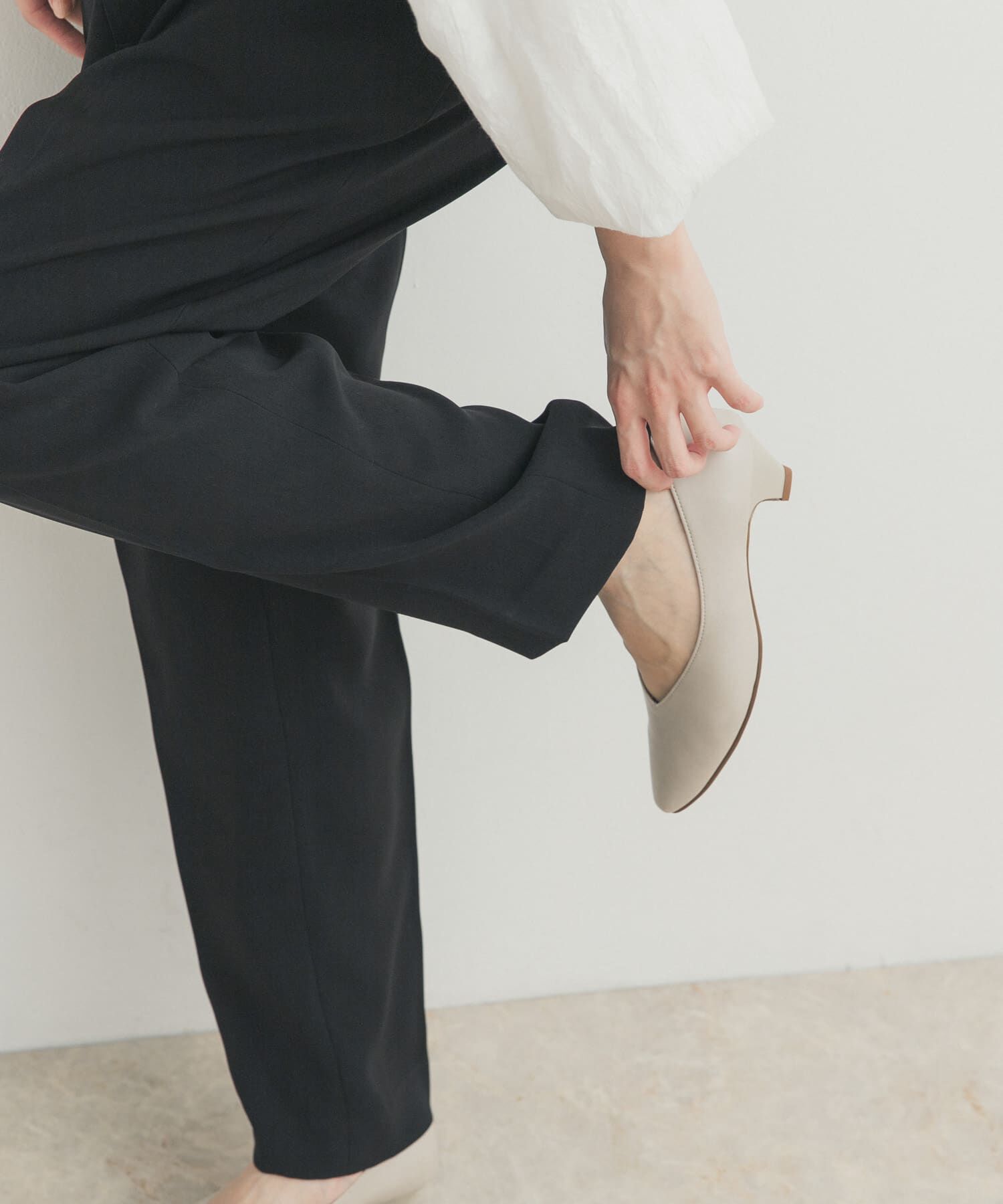 URBAN RESEARCH DOORS「ソフトヒールパンプス」|パンプス|グレー系その他