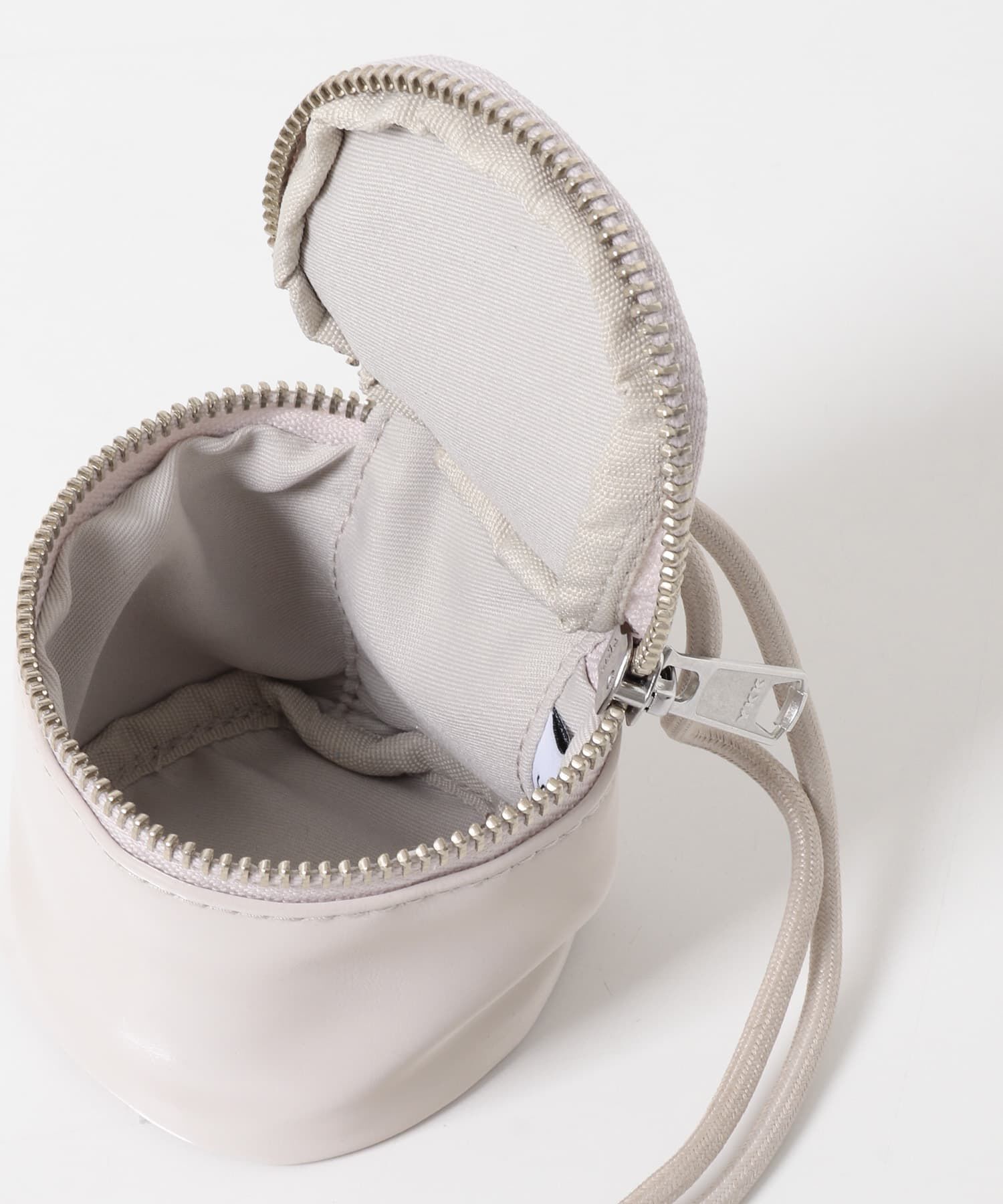 SMELLY「シャイニーネックポーチ」|ポーチ|