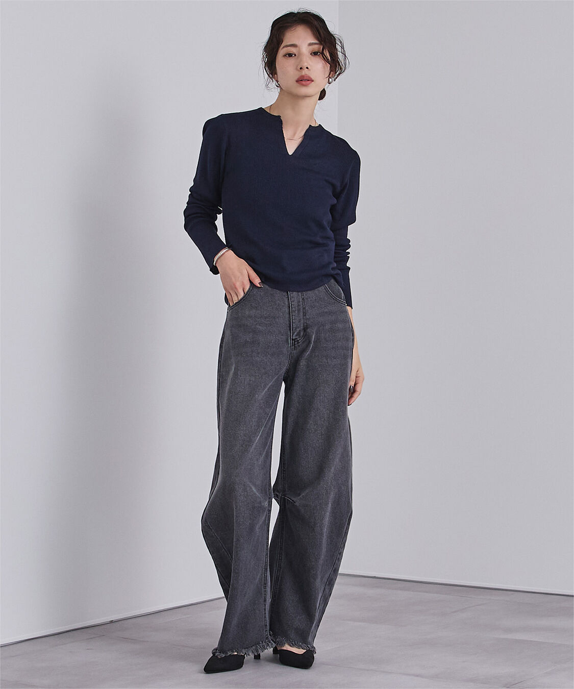 ur's「チクチクしないウールブレンドキーネックリブニット」|ニット・セーター|