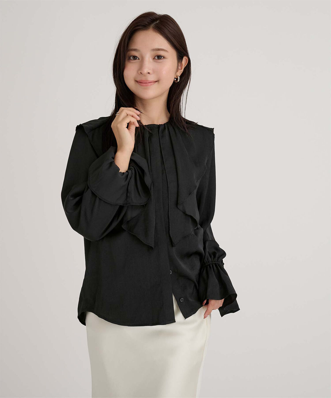 ur's「フリルカラーキャンディスリーブブラウス」|シャツ・ブラウス|ブラック