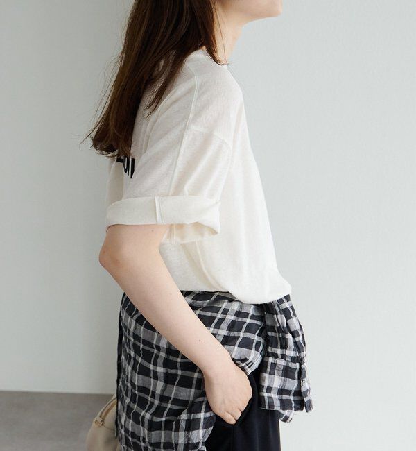  「ロゴ刺繍&times;フロッキープリント麻混Tシャツ」|Tシャツ・カットソー|