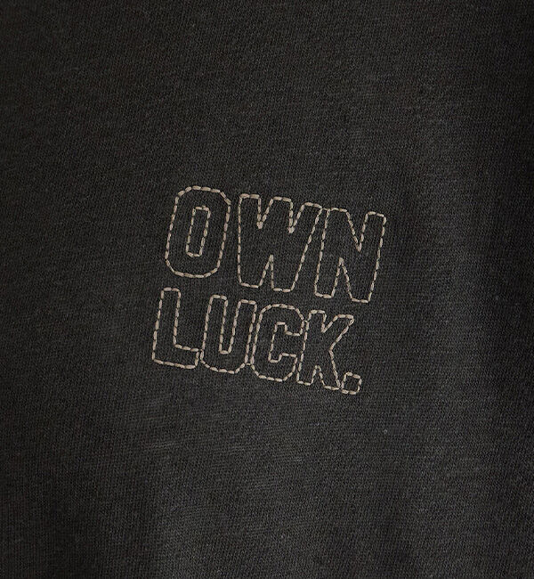  「ロゴ刺繍&times;フロッキープリント麻混Tシャツ」|Tシャツ・カットソー|