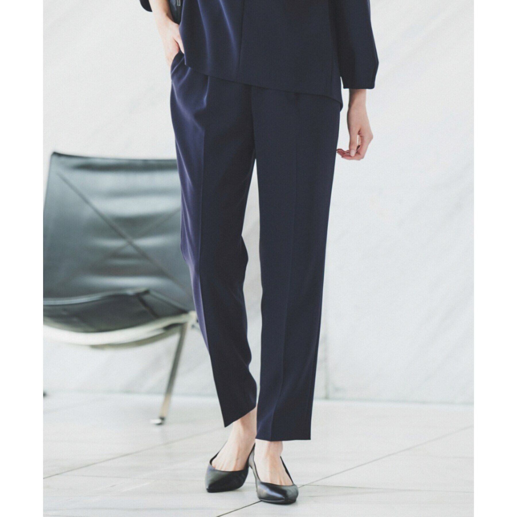 UNTITLED「【通勤スーツ】タックテーパードパンツ」|その他|