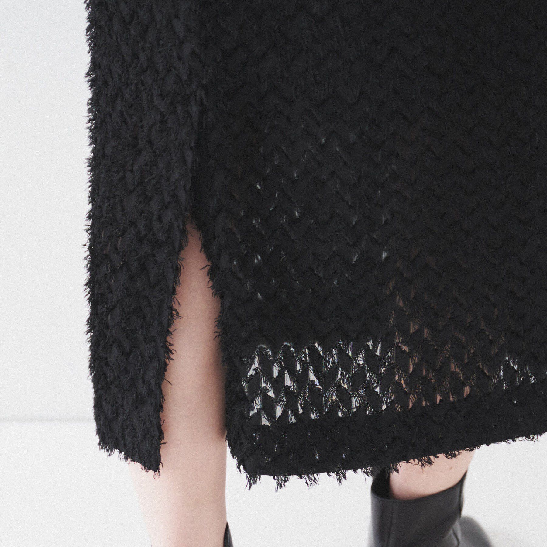 UNTITLED「【洗える/後ろウエストゴム】カットジャカード ナロースカート」|スカート|