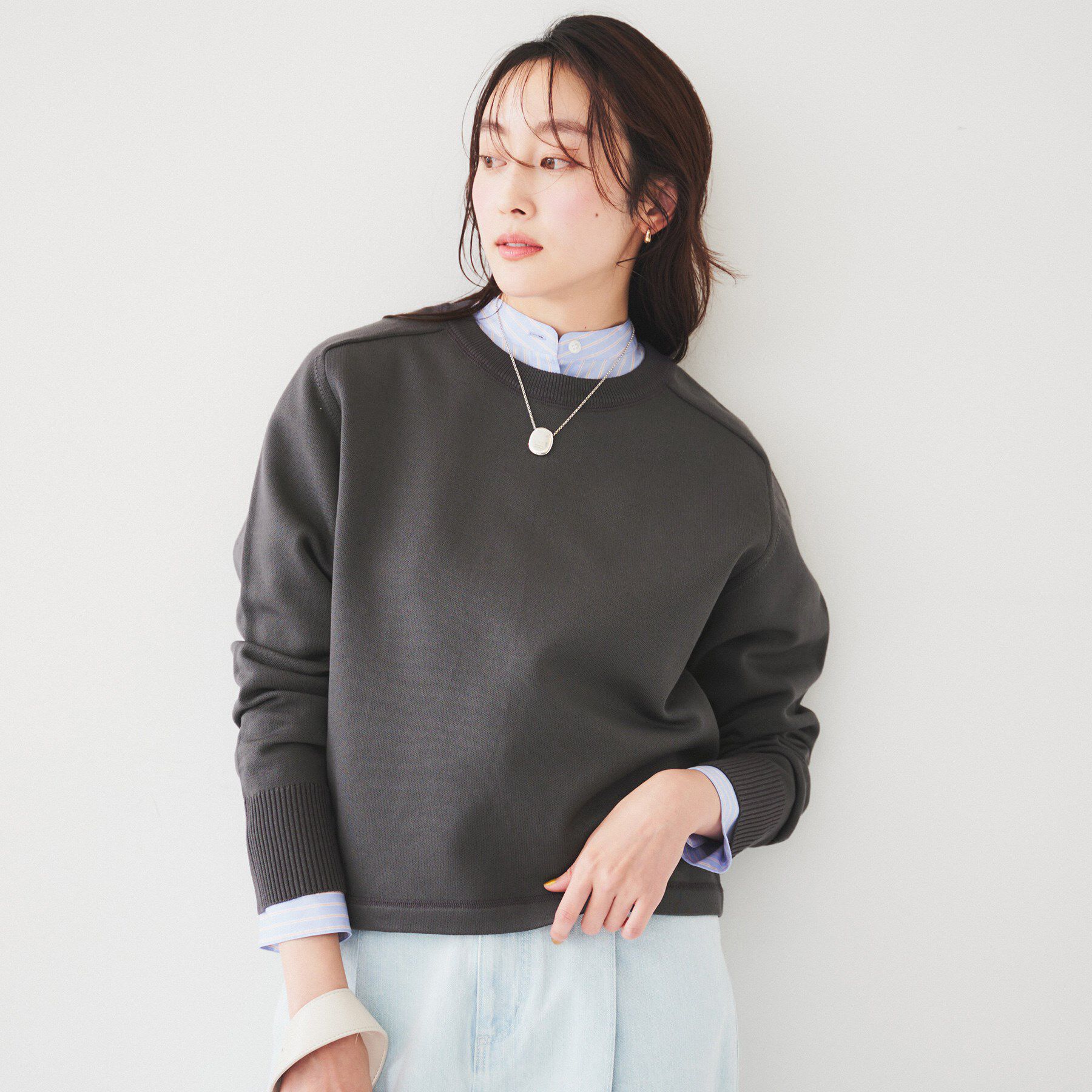 UNTITLED「【オンオフ使える】ドルマンスリーブニット」|ニット・セーター|チャコールグレー(0