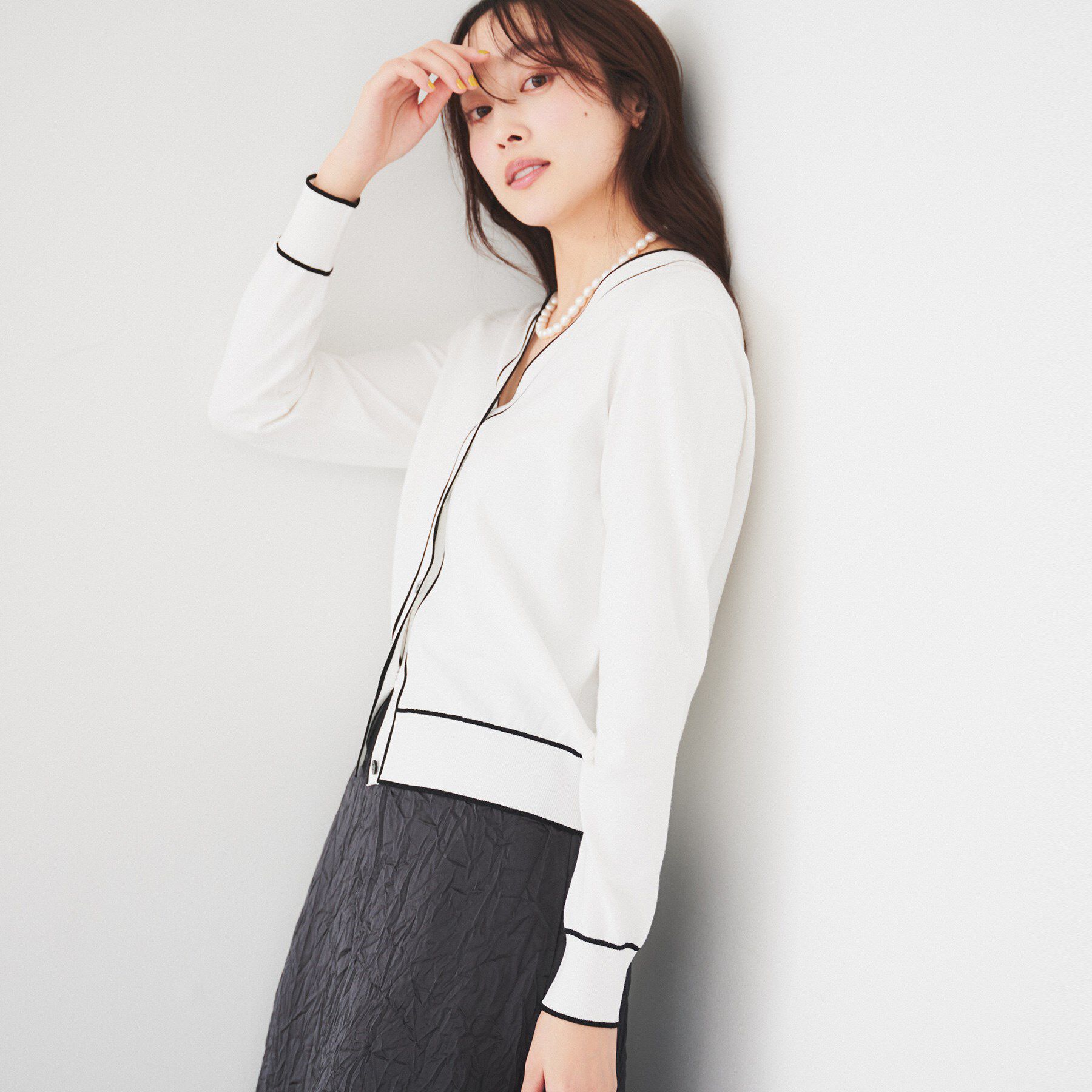 UNTITLED「【アンサンブル可能】配色Vネックカーディガン」|カーディガン|