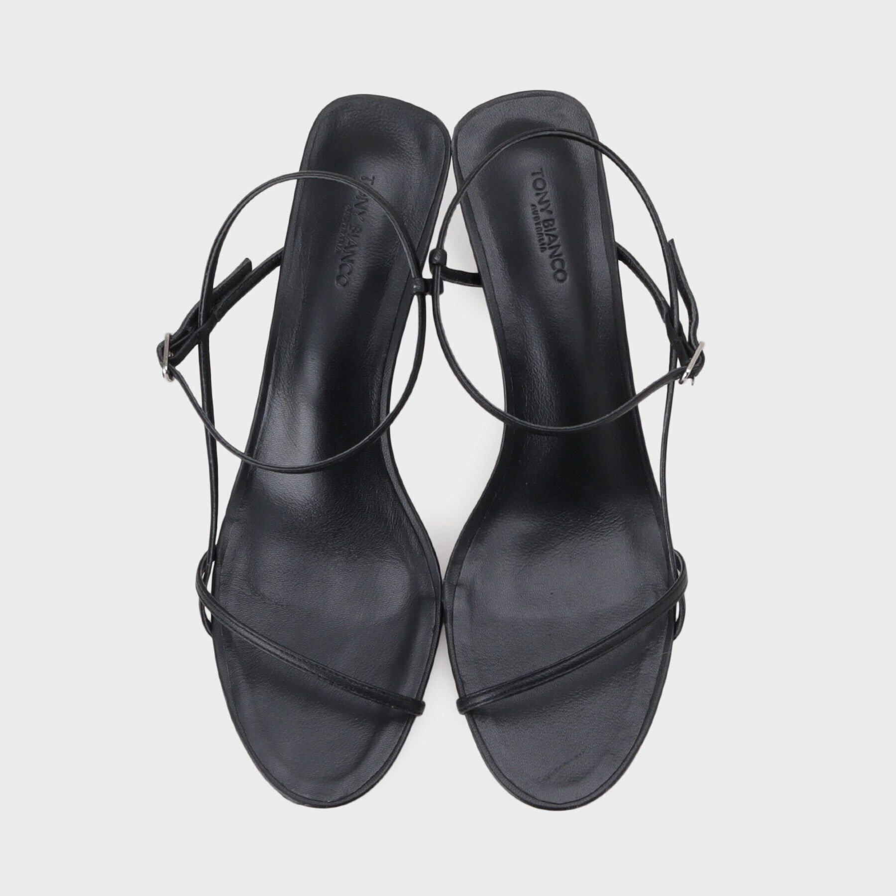 UNTITLED「【 TONY BIANCO 】CAPRICE（カプリス）ストラップパンプス」|サンダル|