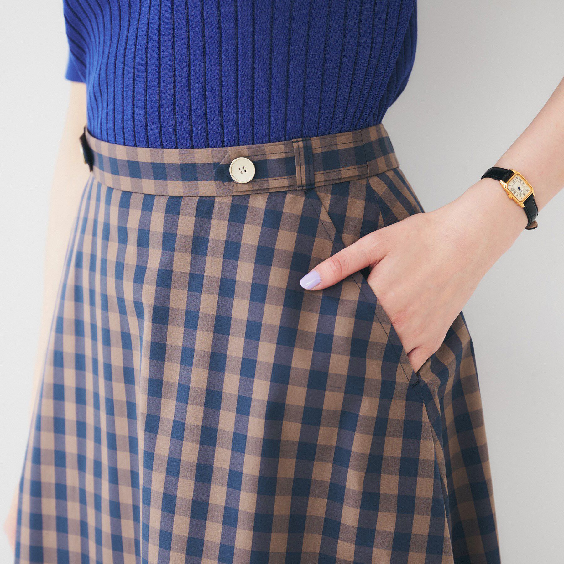 UNTITLED「【後ろウエストゴム/洗える】ギンガムチェックAラインスカート」|スカート|