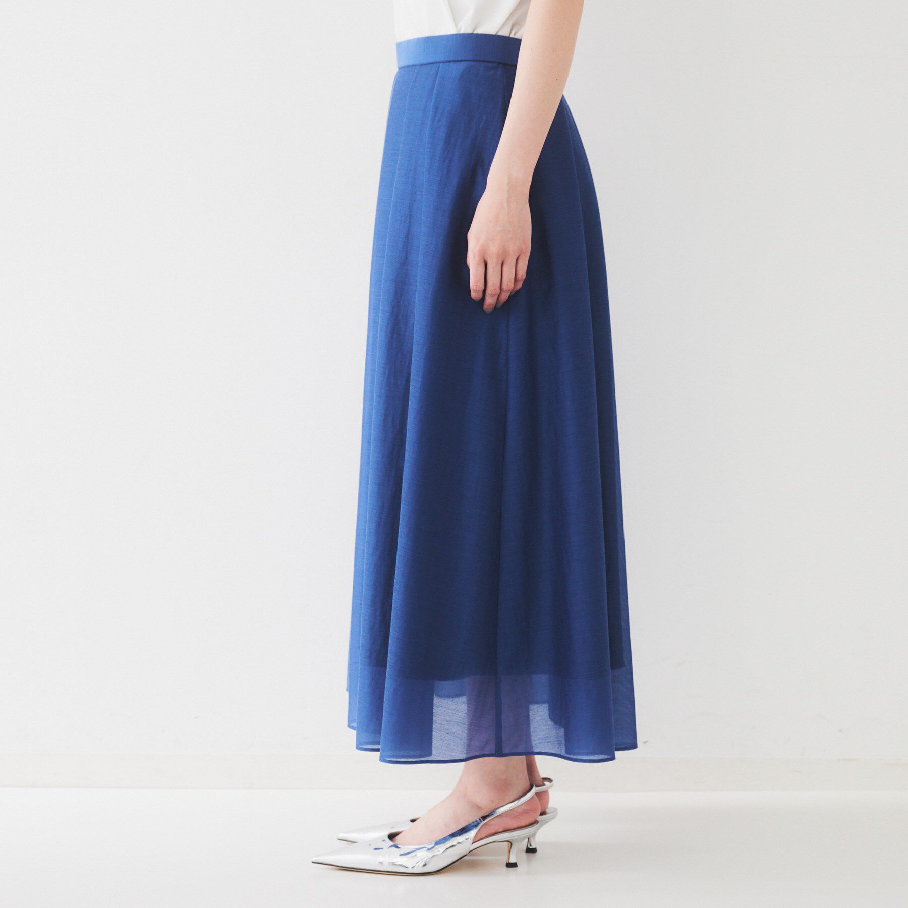 UNTITLED「【後ろウエストゴム/洗える】シアーフレアースカート」|スカート|