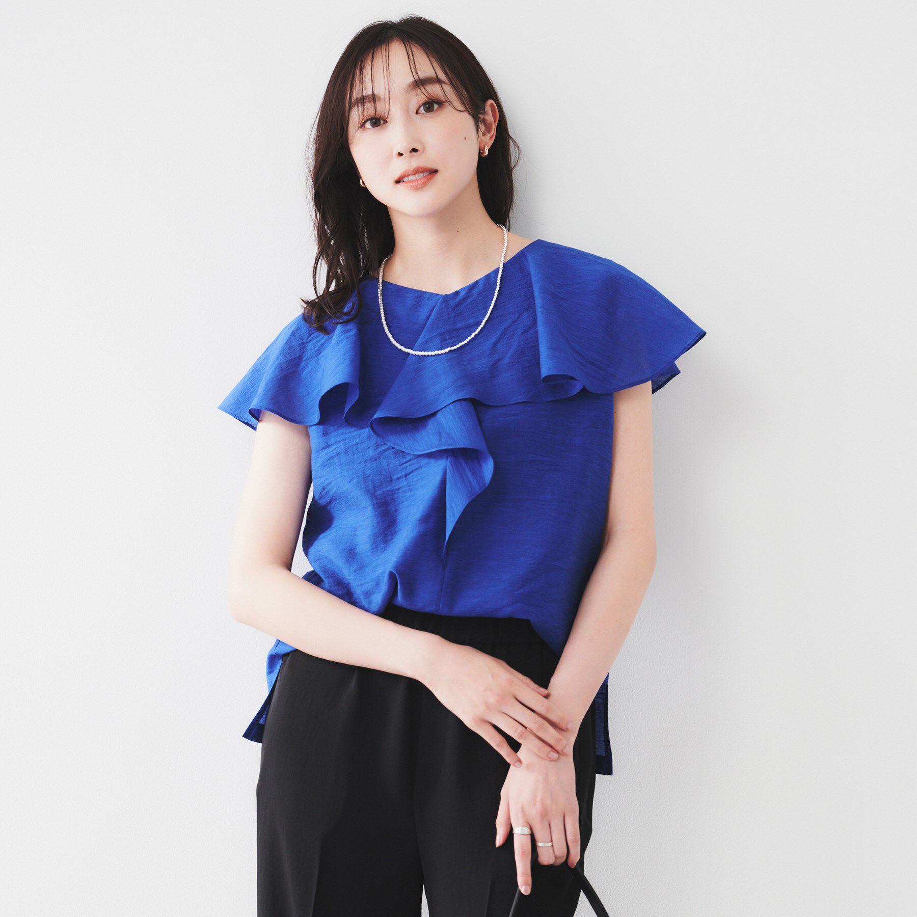 UNTITLED「【きれいめ/洗える/フリル】ラッフルシアーブラウス」|シャツ・ブラウス|