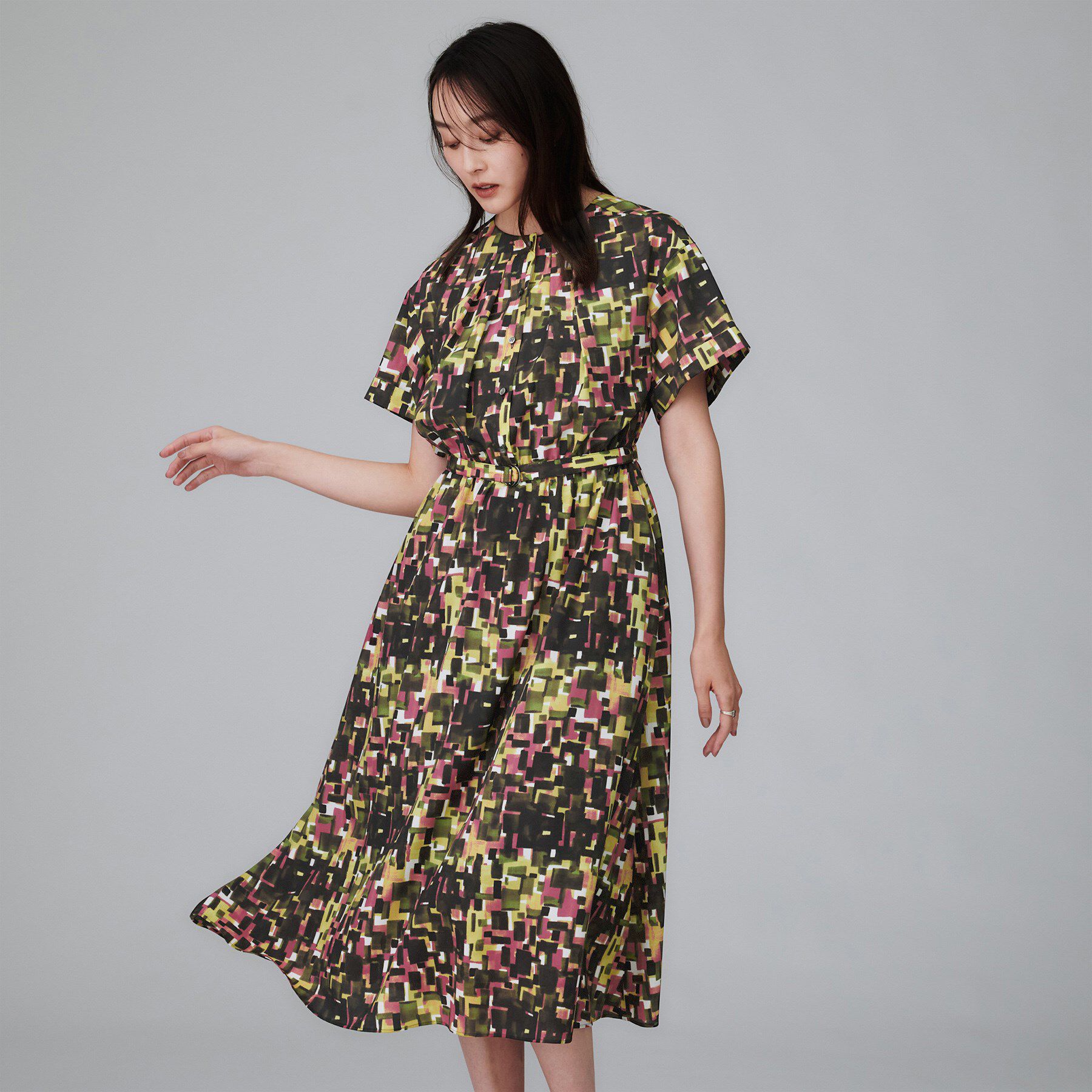 UNTITLED「【洗える/前開きボタン/ベルト付】ブロック柄ワンピース」|ワンピース|