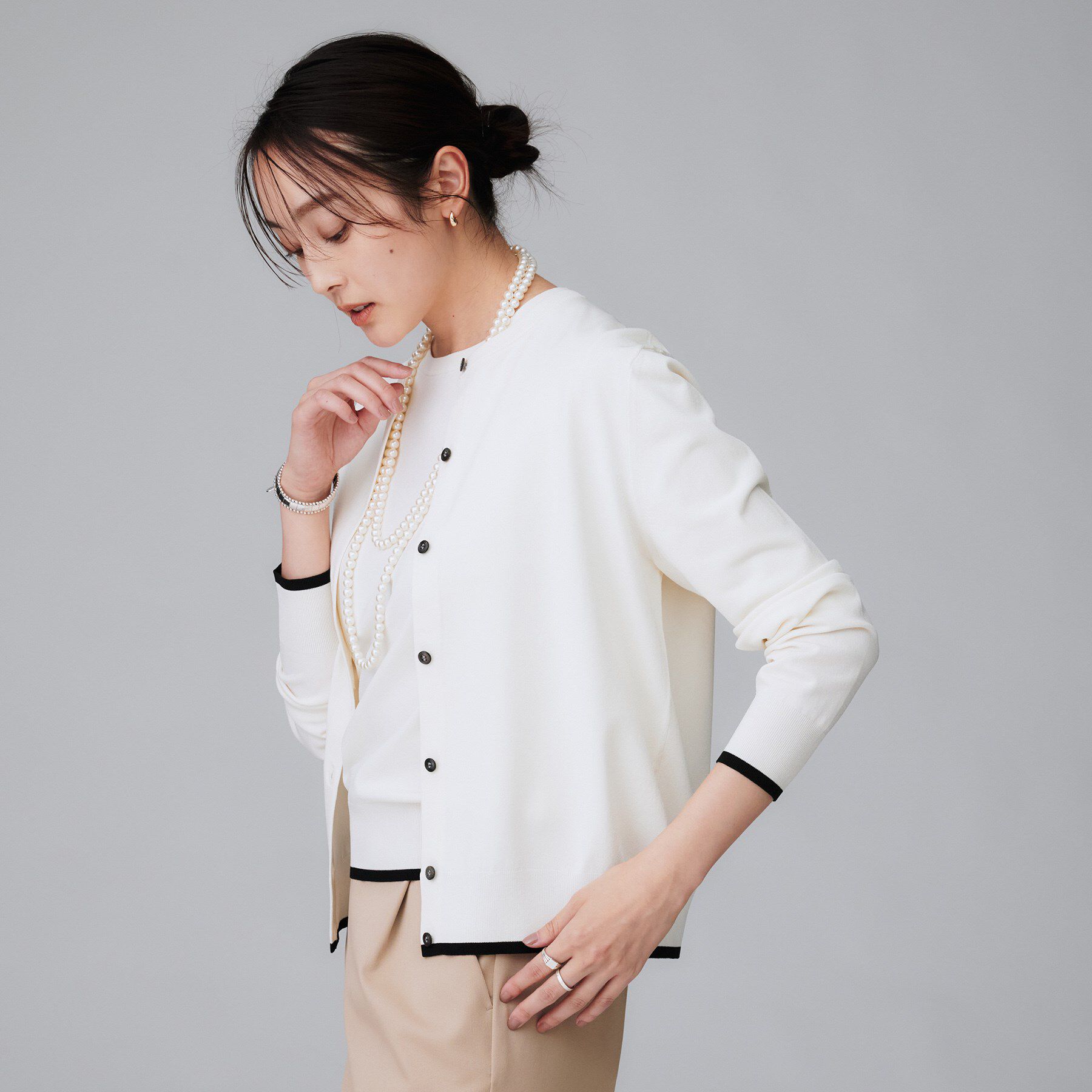 UNTITLED「【アンサンブル可/薄手】ベーシッククルーネックカーディガン」|カーディガン|