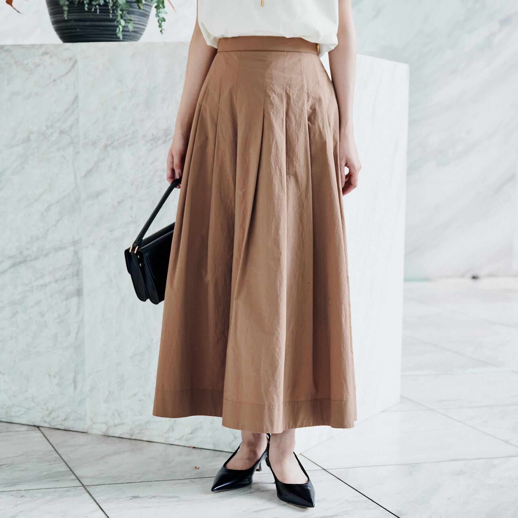 UNTITLED「【後ろウエストゴム/セットアップ可】ファブリカタックスカート」|スカート|