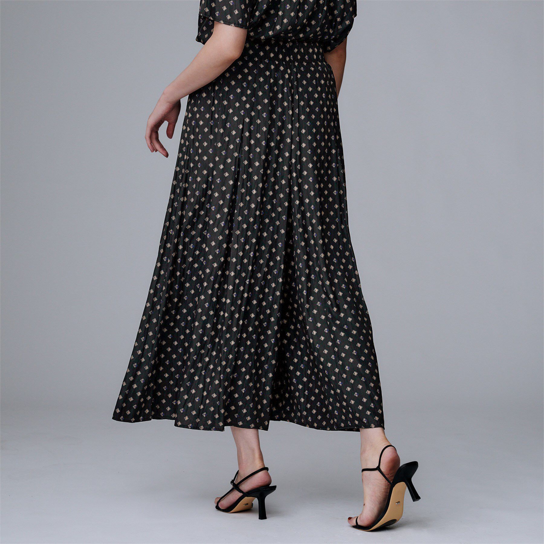 UNTITLED「【セットアップ可/ウエストゴム/リラクシー】スクエアジオメ柄スカーチョ」|その他|